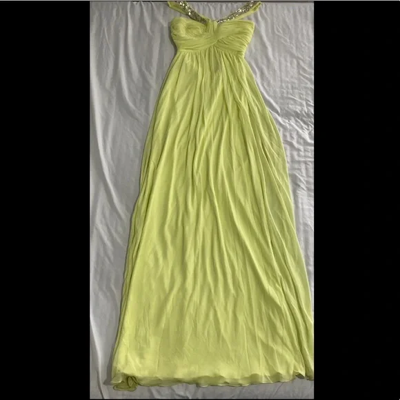 green emerald velvet dress City Triangles women's green dress size 9